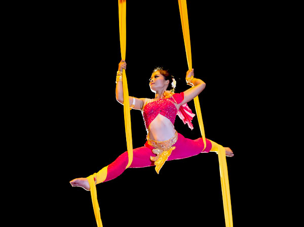 Tini Tinou International Circus Festival – 10th Anniversary –  National Circus School  of Cambodia